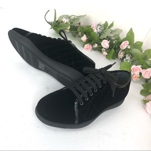 Aquatalia made in Italy fashion sneakers size 6